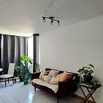 Habitacion En Departamento En Barrio Universitario